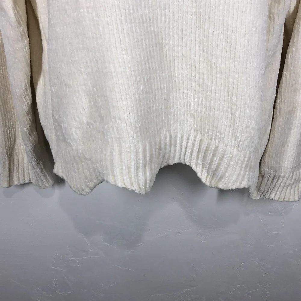 Love Tree cream super soft sweater size small - Picture 3 of 11